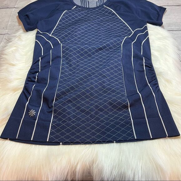Athleta Finish Fast Line Tee, Navy/White SIZE M       #591287 - Picture 5 of 9